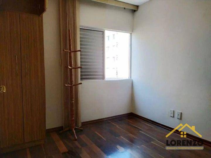 Apartamento à venda com 1 quarto, 40m² - Foto 4