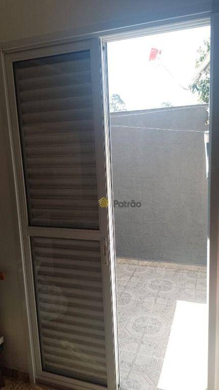 Apartamento à venda com 2 quartos, 80m² - Foto 21