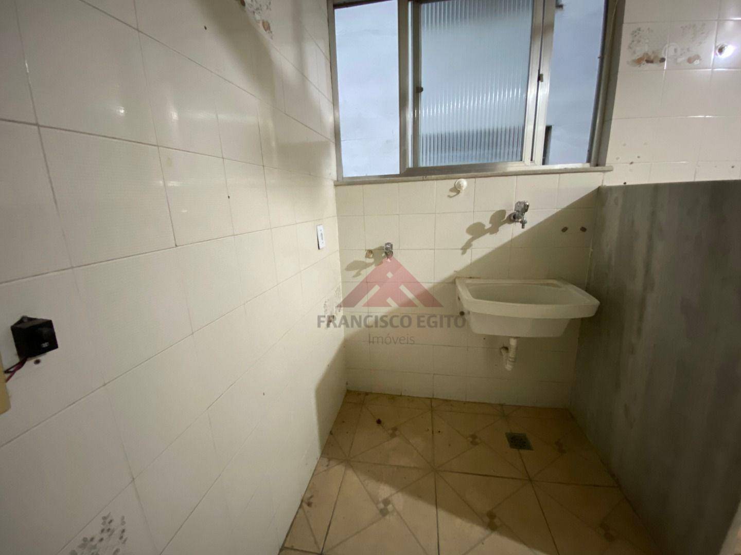 Apartamento à venda com 2 quartos, 70m² - Foto 6