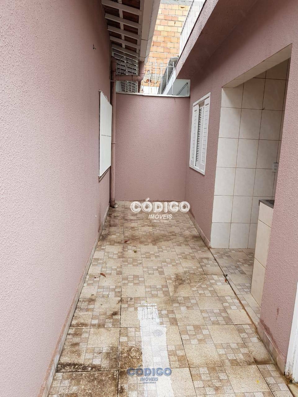 Sobrado à venda com 3 quartos, 200m² - Foto 17