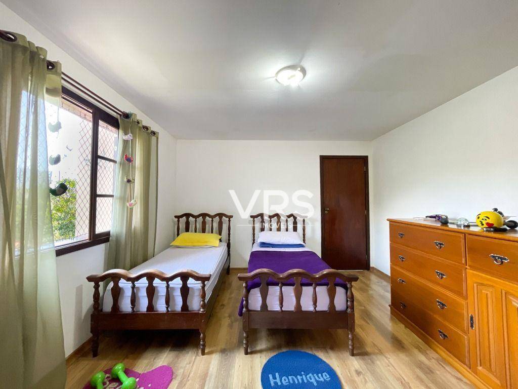 Casa de Condomínio à venda com 4 quartos, 216m² - Foto 19