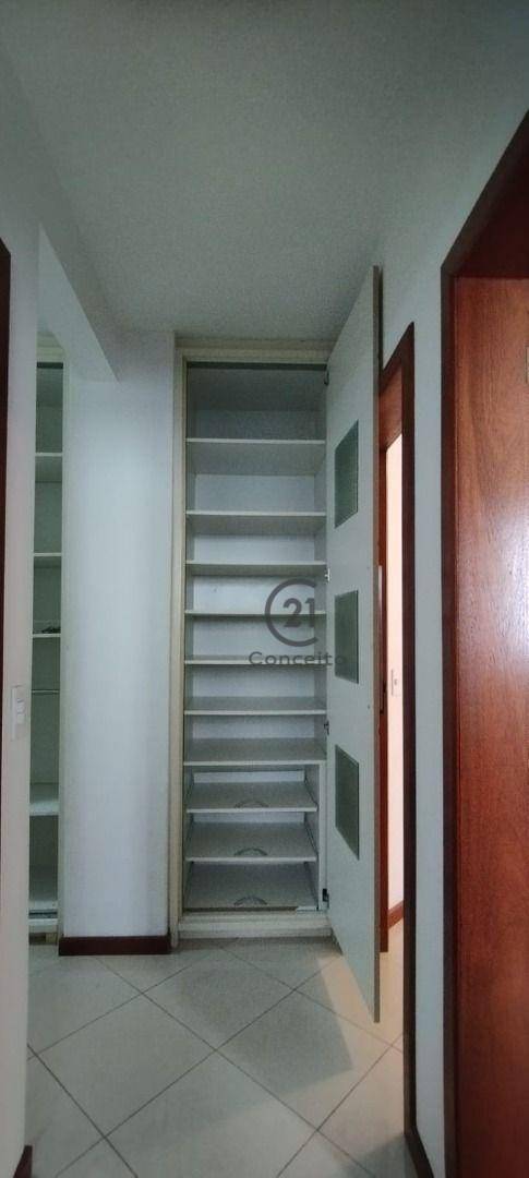 Apartamento para alugar com 3 quartos, 115m² - Foto 45