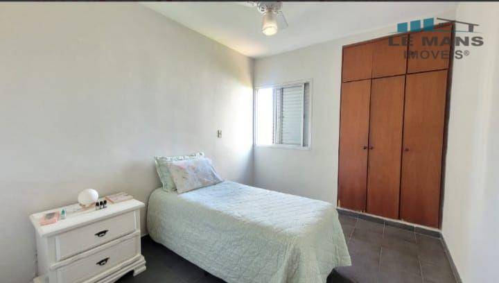 Apartamento à venda com 3 quartos, 90m² - Foto 9