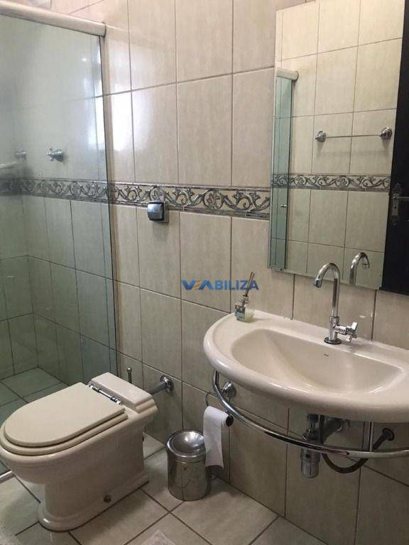 Sobrado à venda com 2 quartos, 188m² - Foto 17