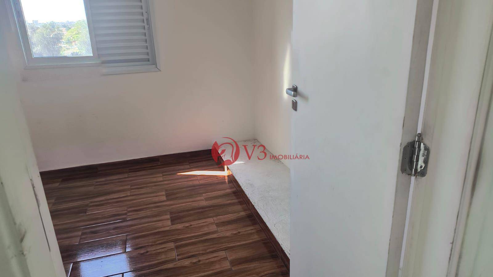 Apartamento para alugar com 2 quartos, 50m² - Foto 9