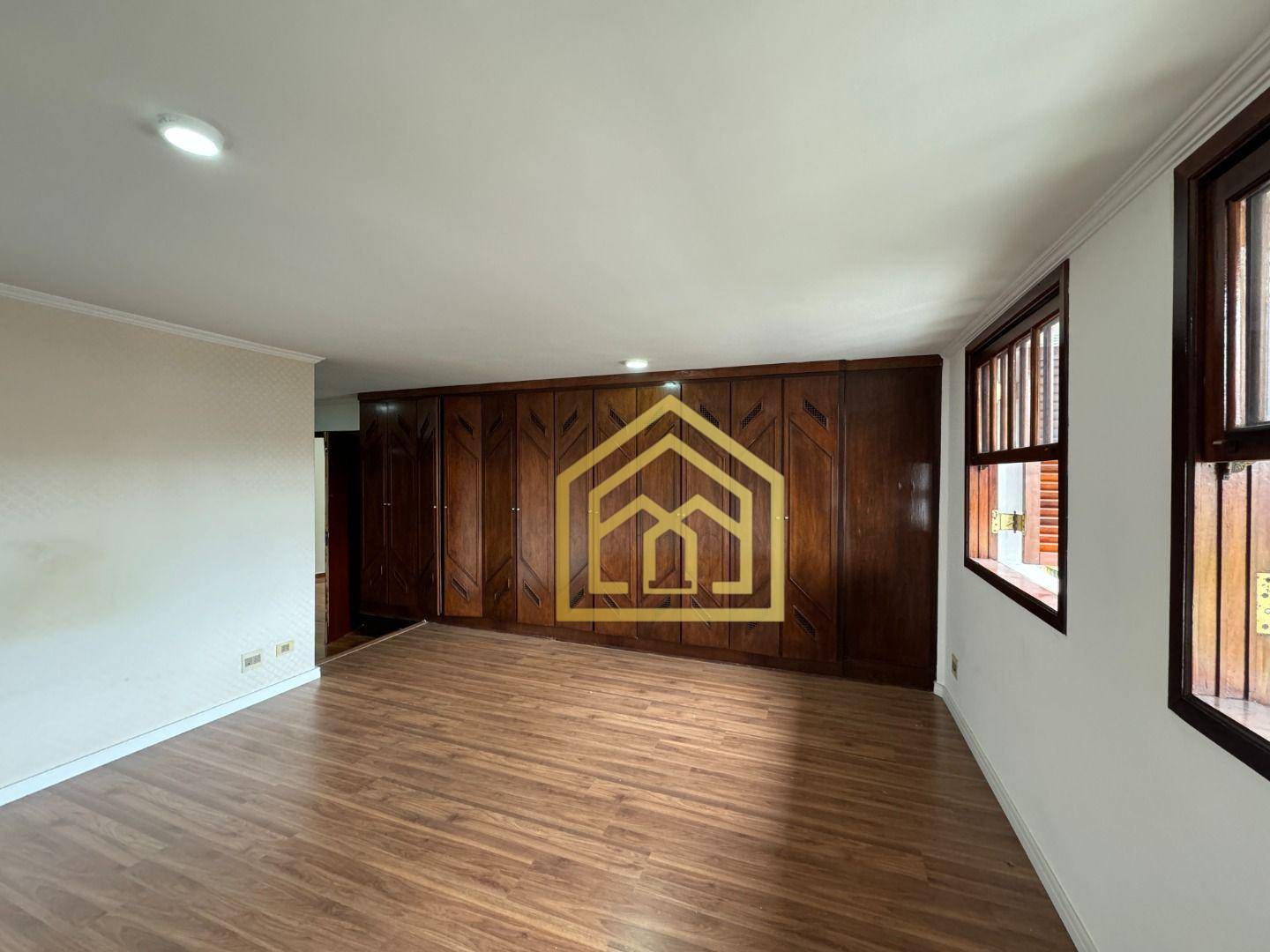 Sobrado à venda com 4 quartos, 361m² - Foto 18