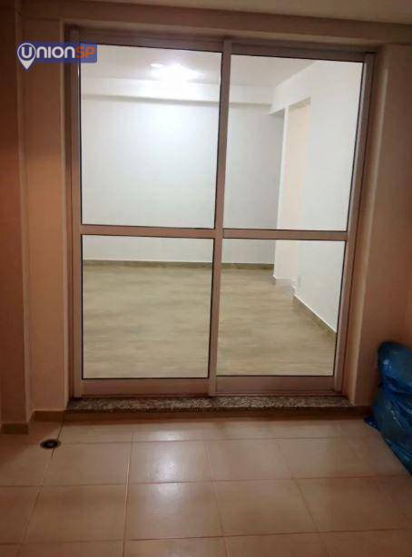 Apartamento à venda com 2 quartos, 64m² - Foto 3