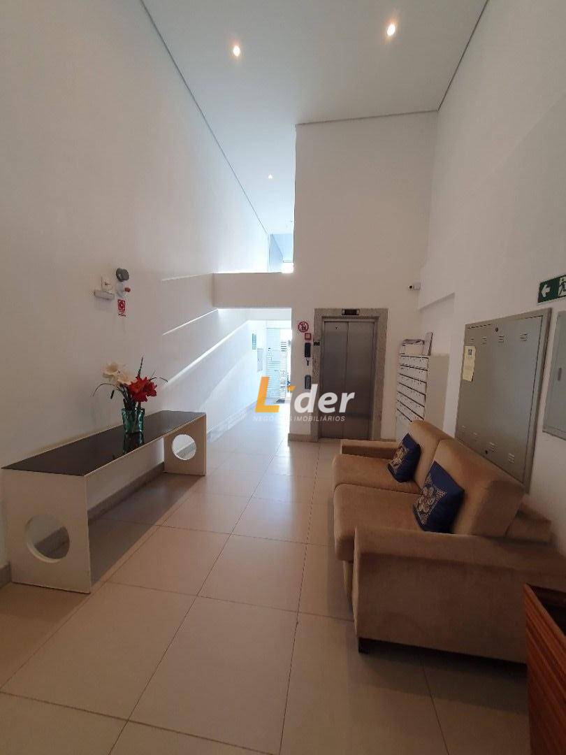 Apartamento para alugar com 1 quarto, 45m² - Foto 12