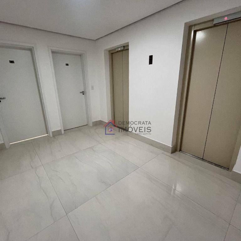 Apartamento à venda e aluguel com 2 quartos, 67m² - Foto 14