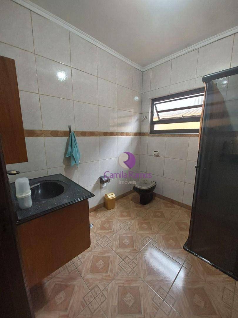 Casa à venda com 4 quartos, 210m² - Foto 26