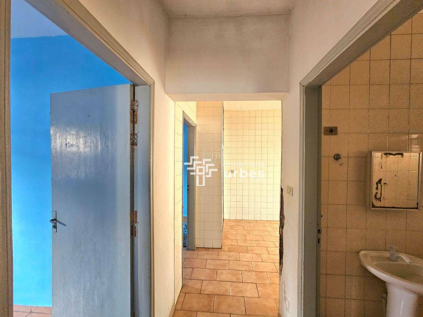 Casa à venda com 3 quartos, 122m² - Foto 11