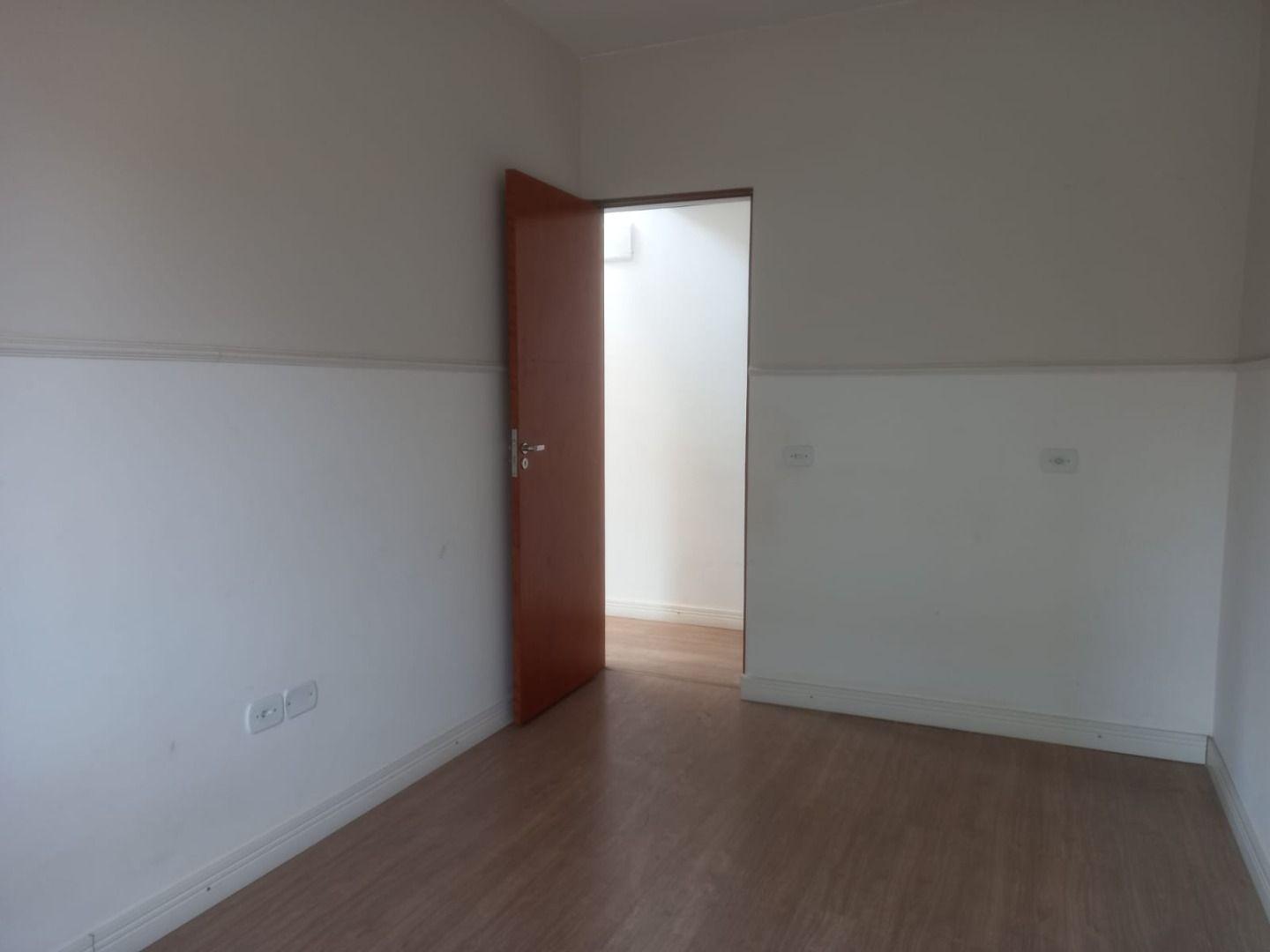 Sobrado à venda com 3 quartos, 200m² - Foto 18