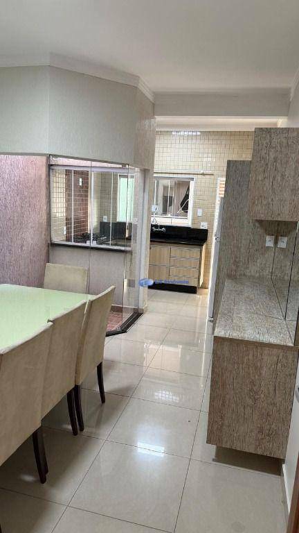 Sobrado para alugar com 4 quartos, 170m² - Foto 12