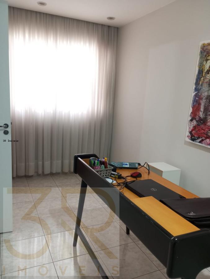 Cobertura à venda com 4 quartos, 240m² - Foto 28