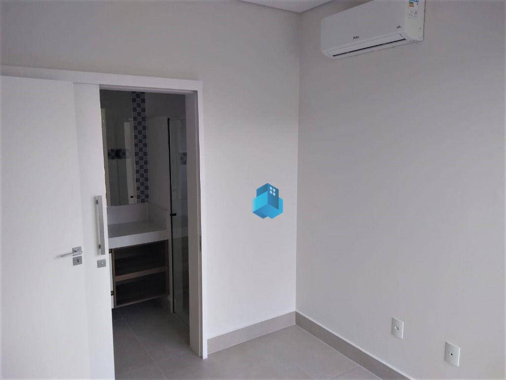 Casa à venda com 3 quartos, 330m² - Foto 22