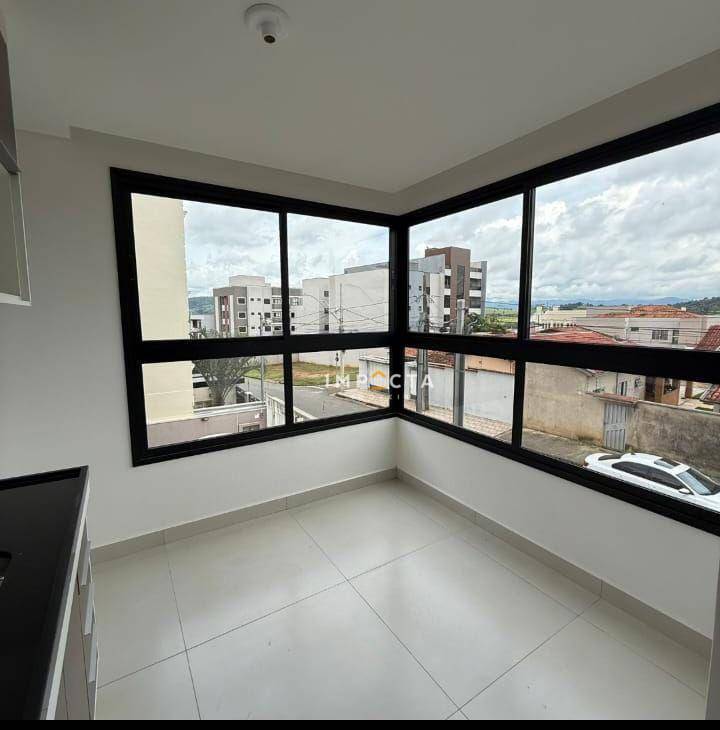 Apartamento para alugar com 2 quartos, 88m² - Foto 4