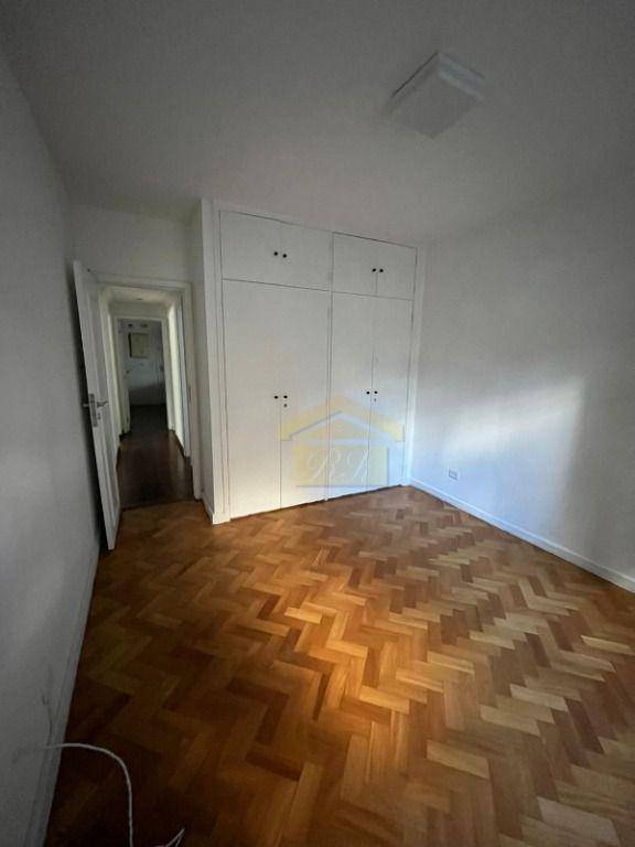 Apartamento à venda com 3 quartos, 130m² - Foto 14