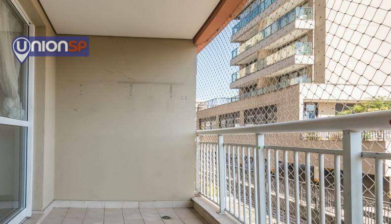 Apartamento à venda com 3 quartos, 93m² - Foto 4