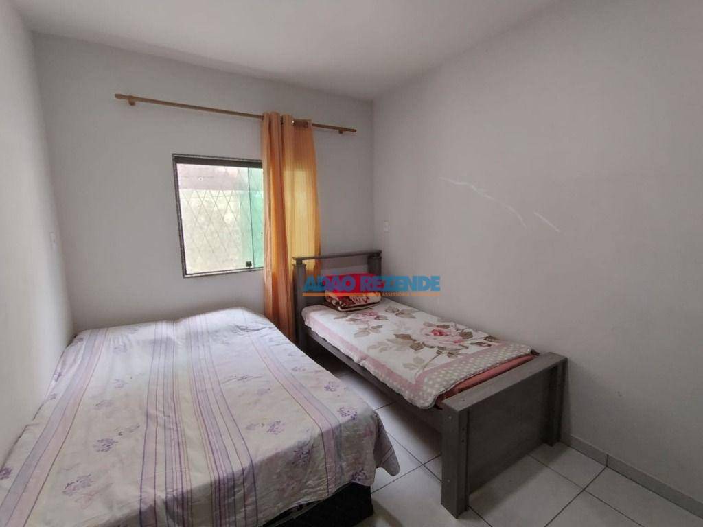 Casa à venda com 5 quartos, 182m² - Foto 42