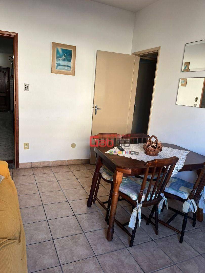 Apartamento à venda com 3 quartos, 76m² - Foto 2