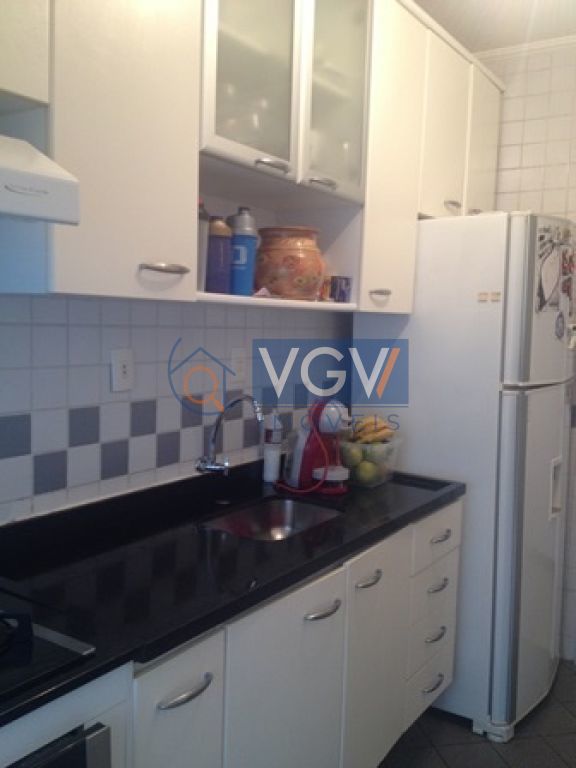 Apartamento à venda com 2 quartos, 55m² - Foto 14