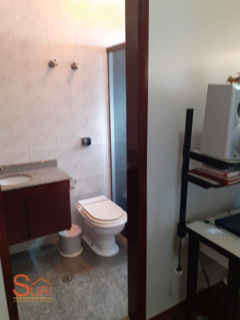 Sobrado à venda com 4 quartos, 290m² - Foto 4