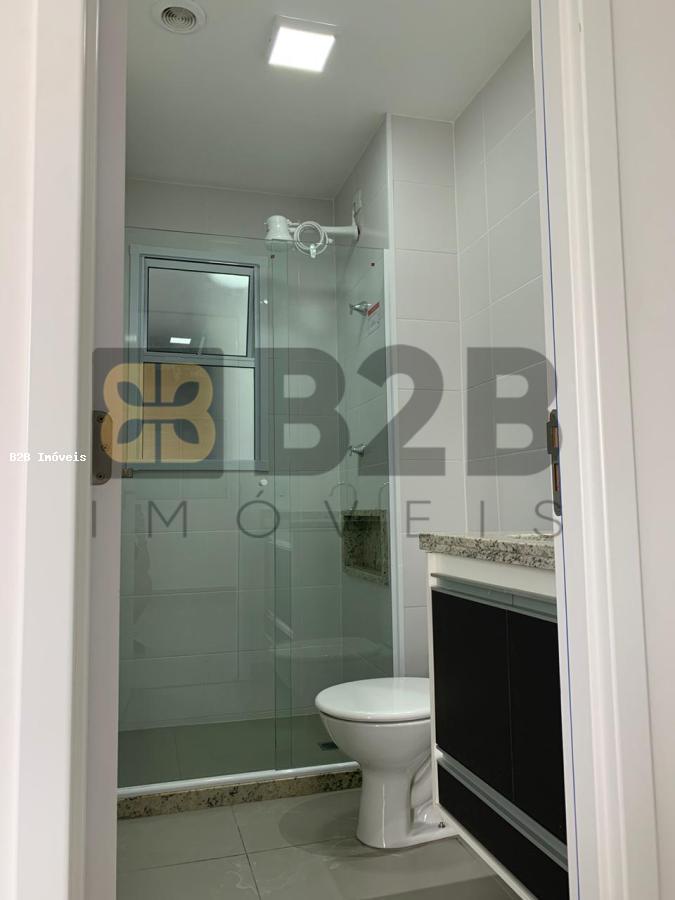 Apartamento à venda com 2 quartos, 69m² - Foto 19