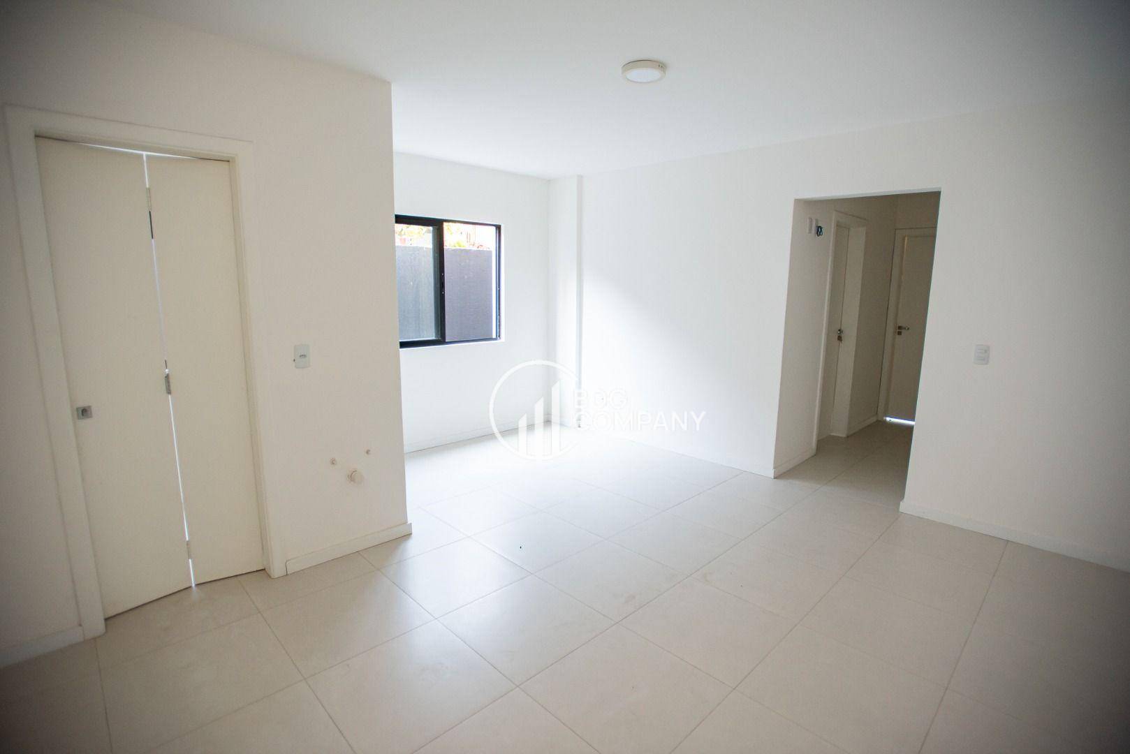 Apartamento à venda com 2 quartos, 65m² - Foto 22