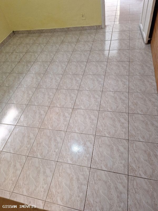 Casa à venda com 2 quartos, 125m² - Foto 8
