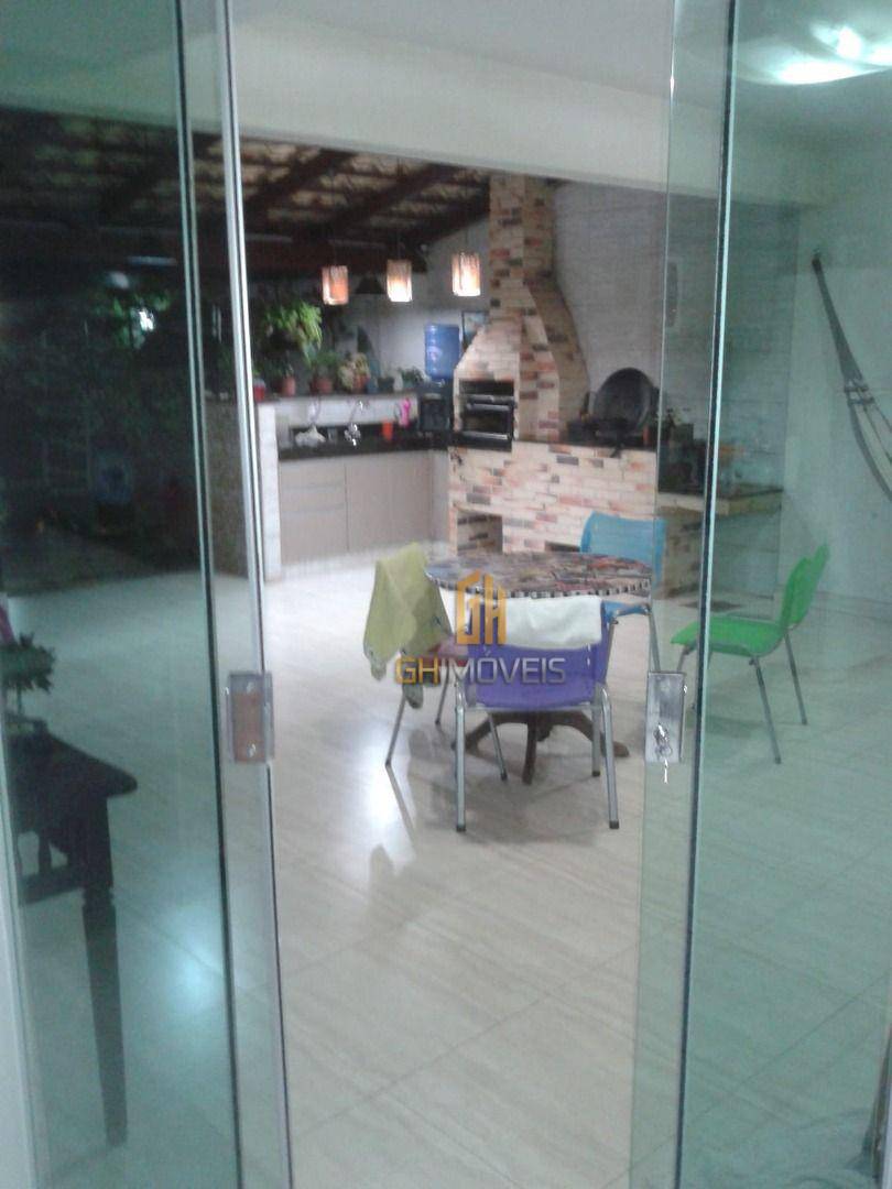 Sobrado à venda com 4 quartos, 210m² - Foto 10