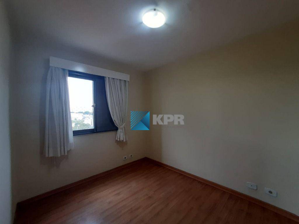 Apartamento para alugar com 3 quartos, 82m² - Foto 6
