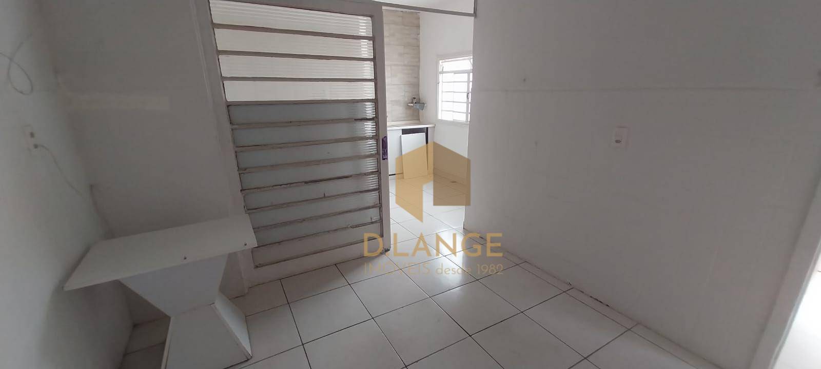 Casa à venda e aluguel com 2 quartos, 150m² - Foto 14