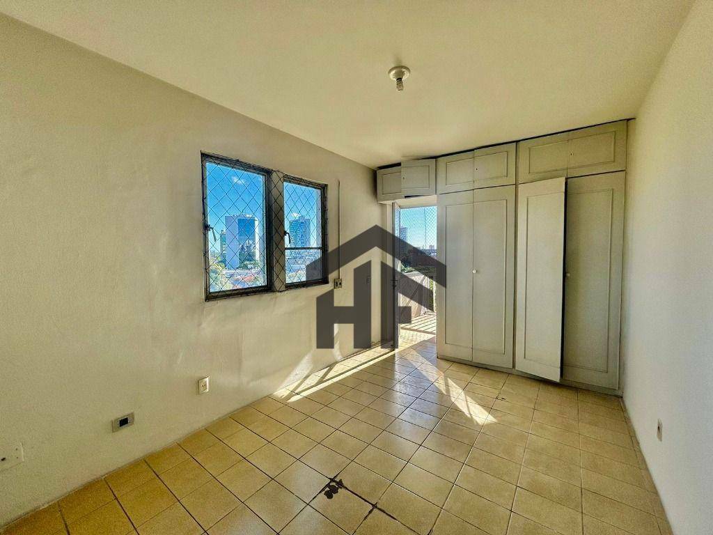 Apartamento à venda com 3 quartos, 170m² - Foto 11