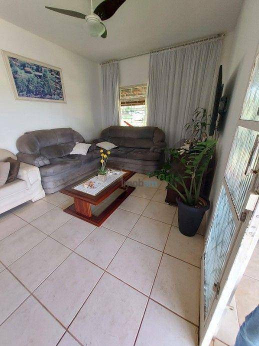 Chácara à venda com 3 quartos, 300m² - Foto 6