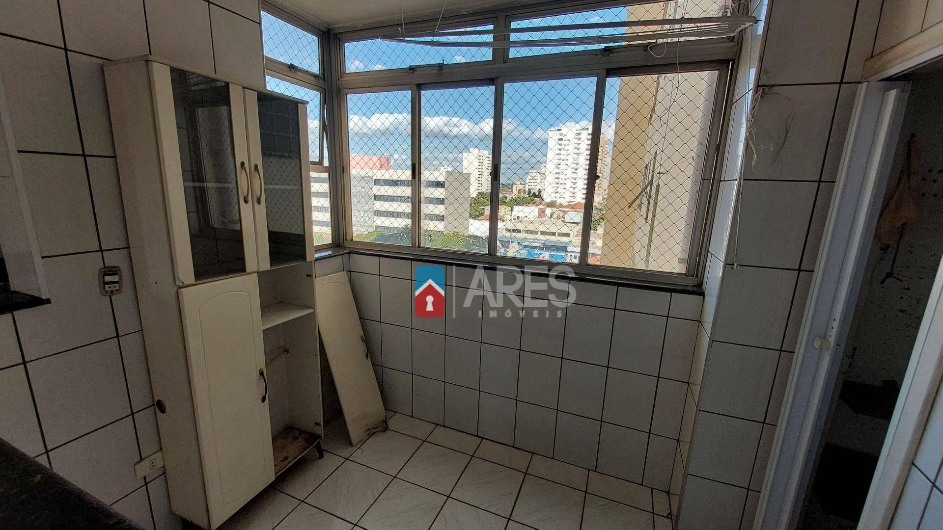 Apartamento para alugar com 3 quartos, 170m² - Foto 8