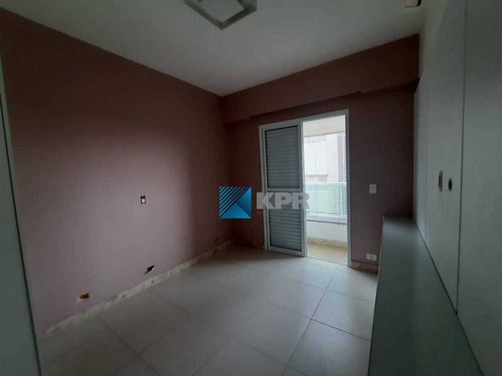 Apartamento à venda com 3 quartos, 110m² - Foto 2