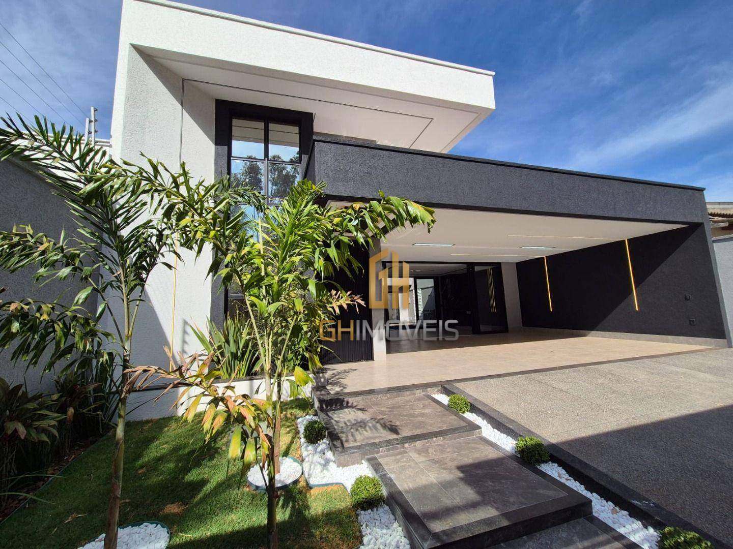 Casa à venda com 4 quartos, 238m² - Foto 1