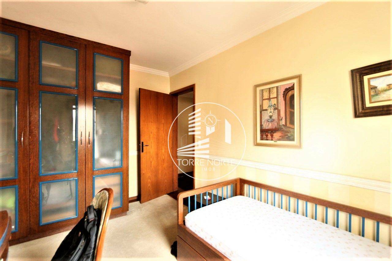 Apartamento à venda com 4 quartos, 180m² - Foto 12