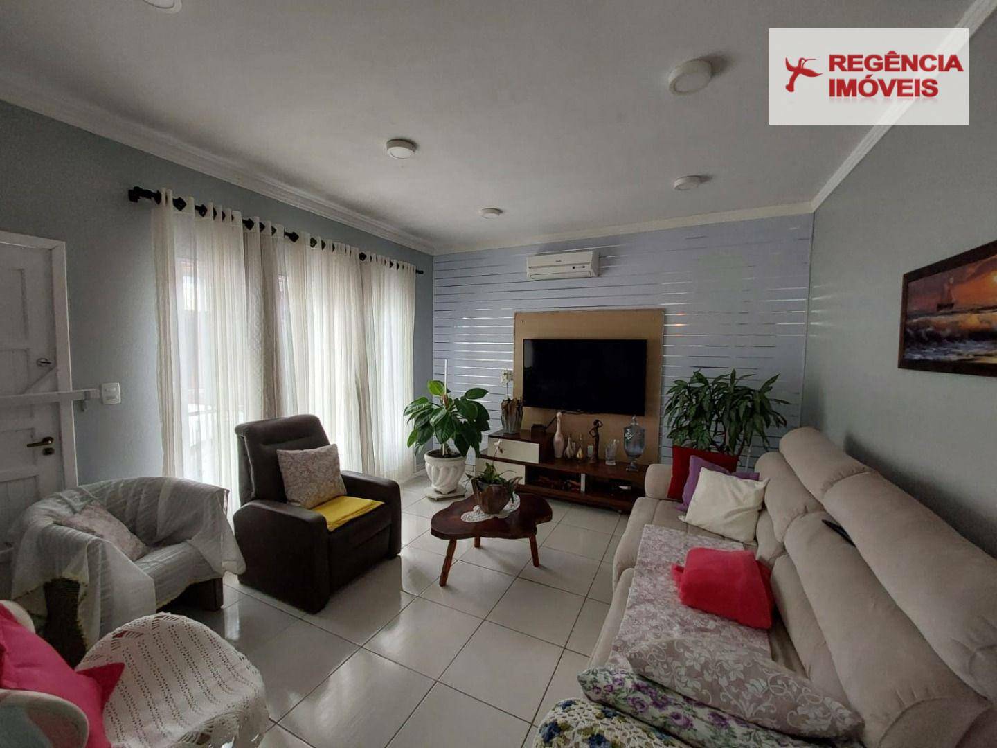 Casa à venda com 7 quartos, 314m² - Foto 25