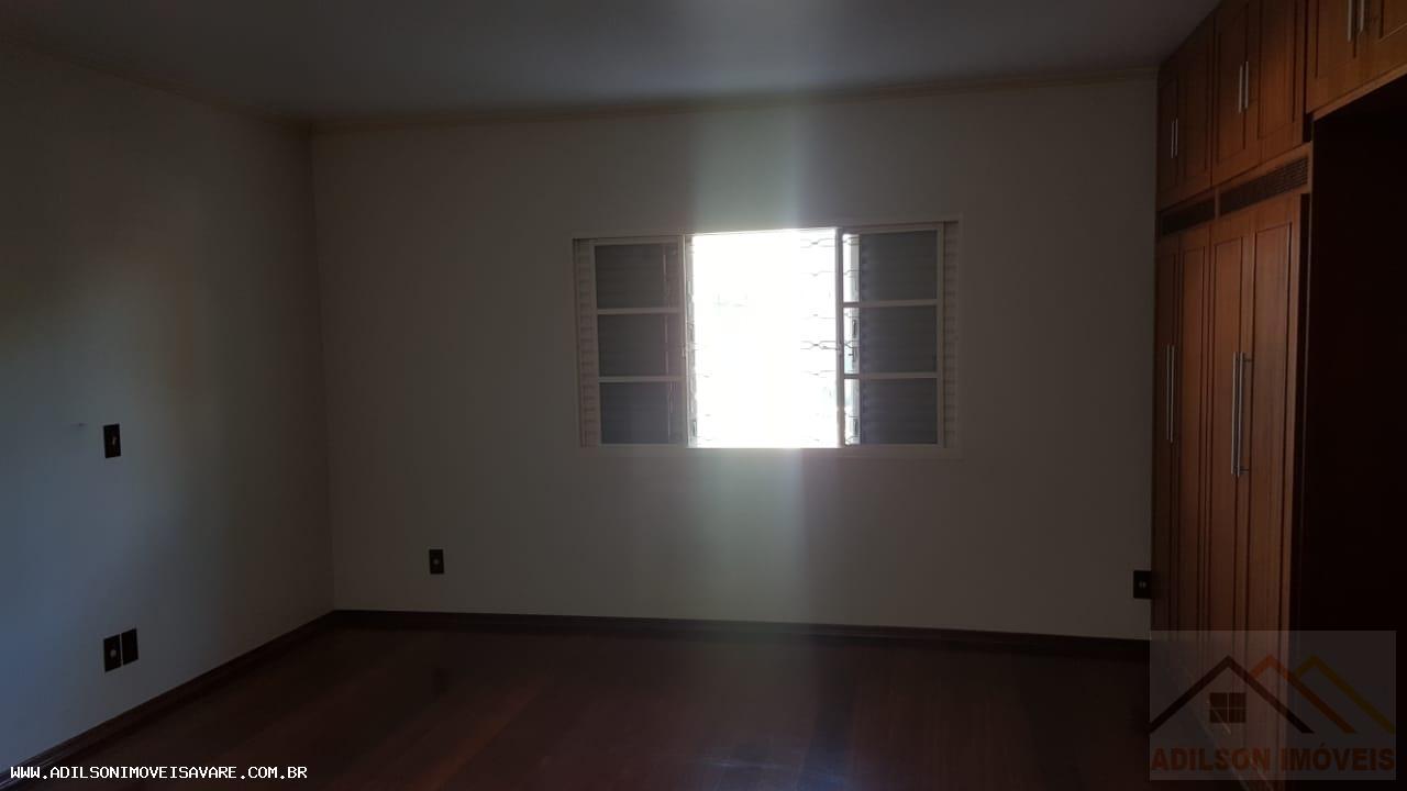 Casa à venda com 3 quartos, 382m² - Foto 20