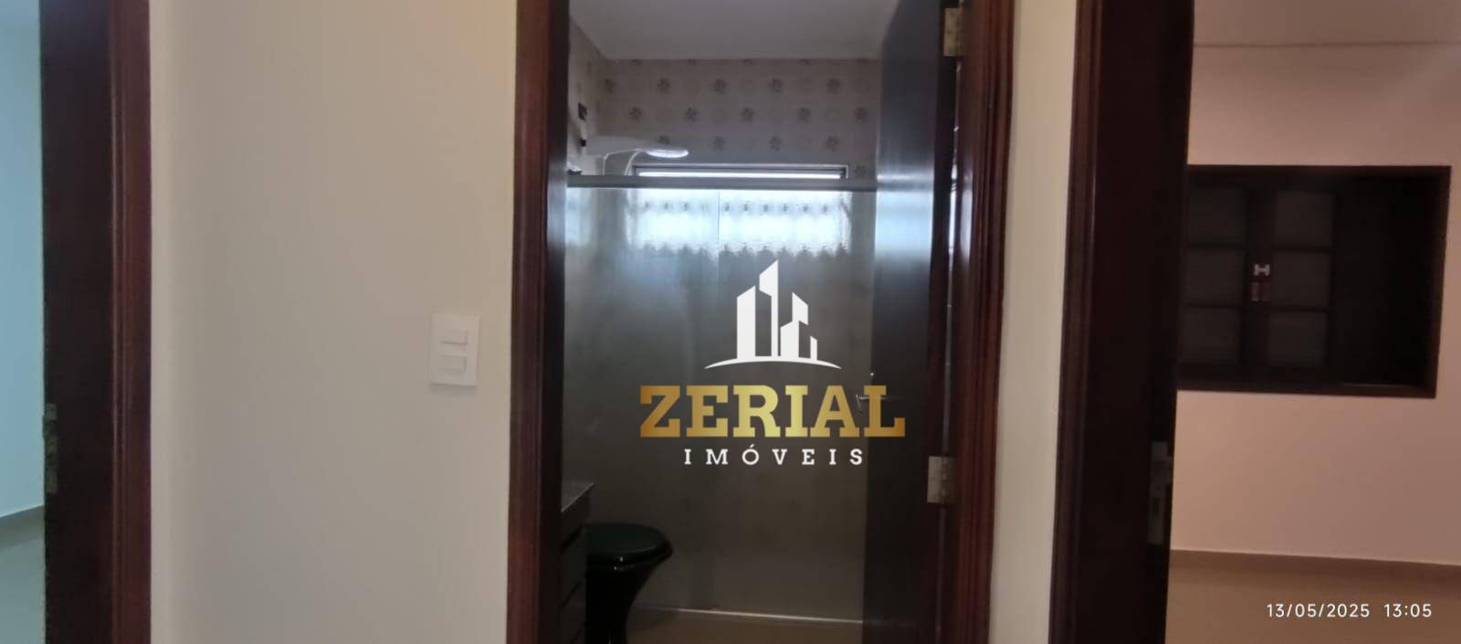 Casa para alugar com 4 quartos, 290m² - Foto 13