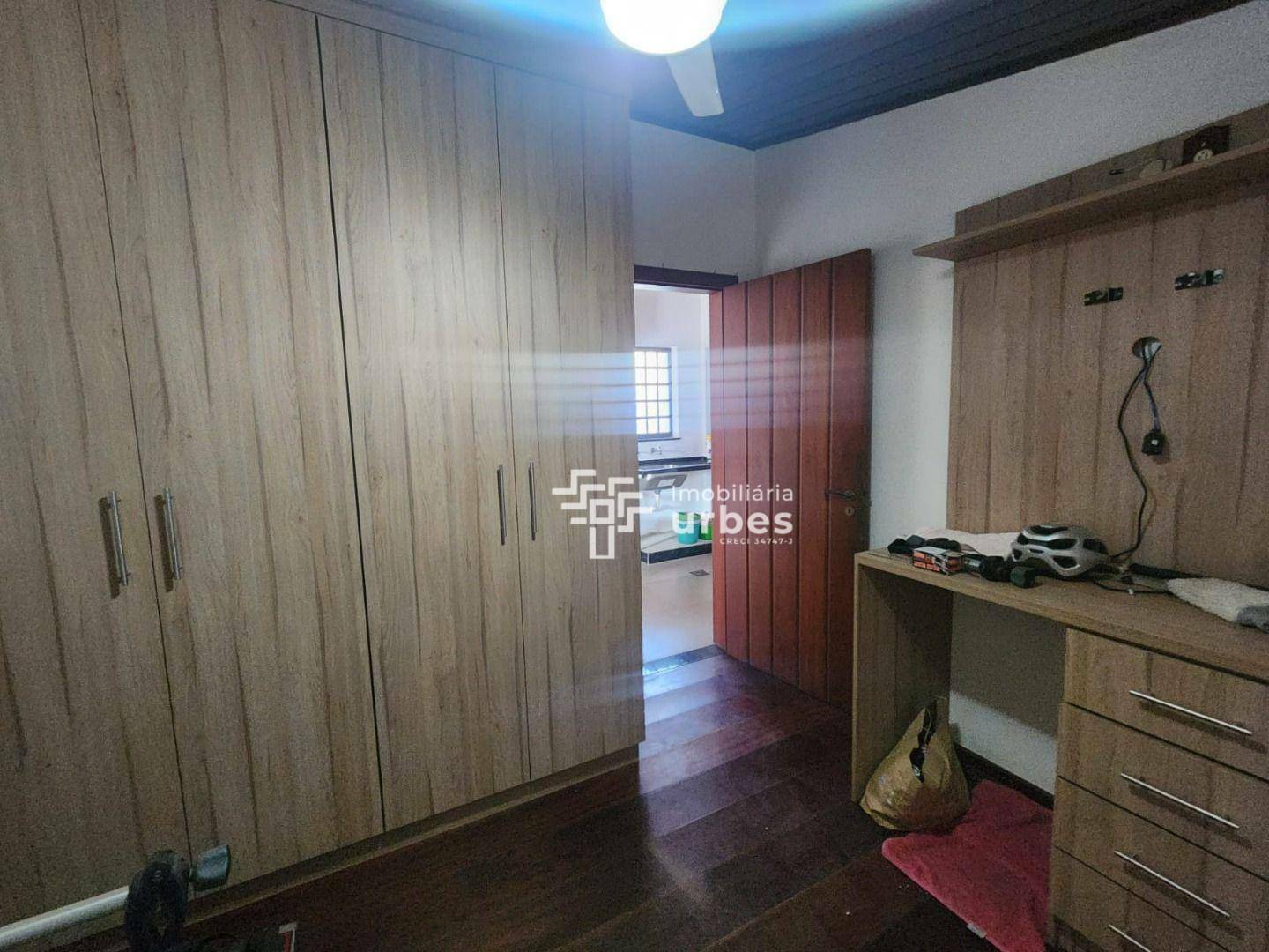 Casa à venda com 4 quartos, 310m² - Foto 30