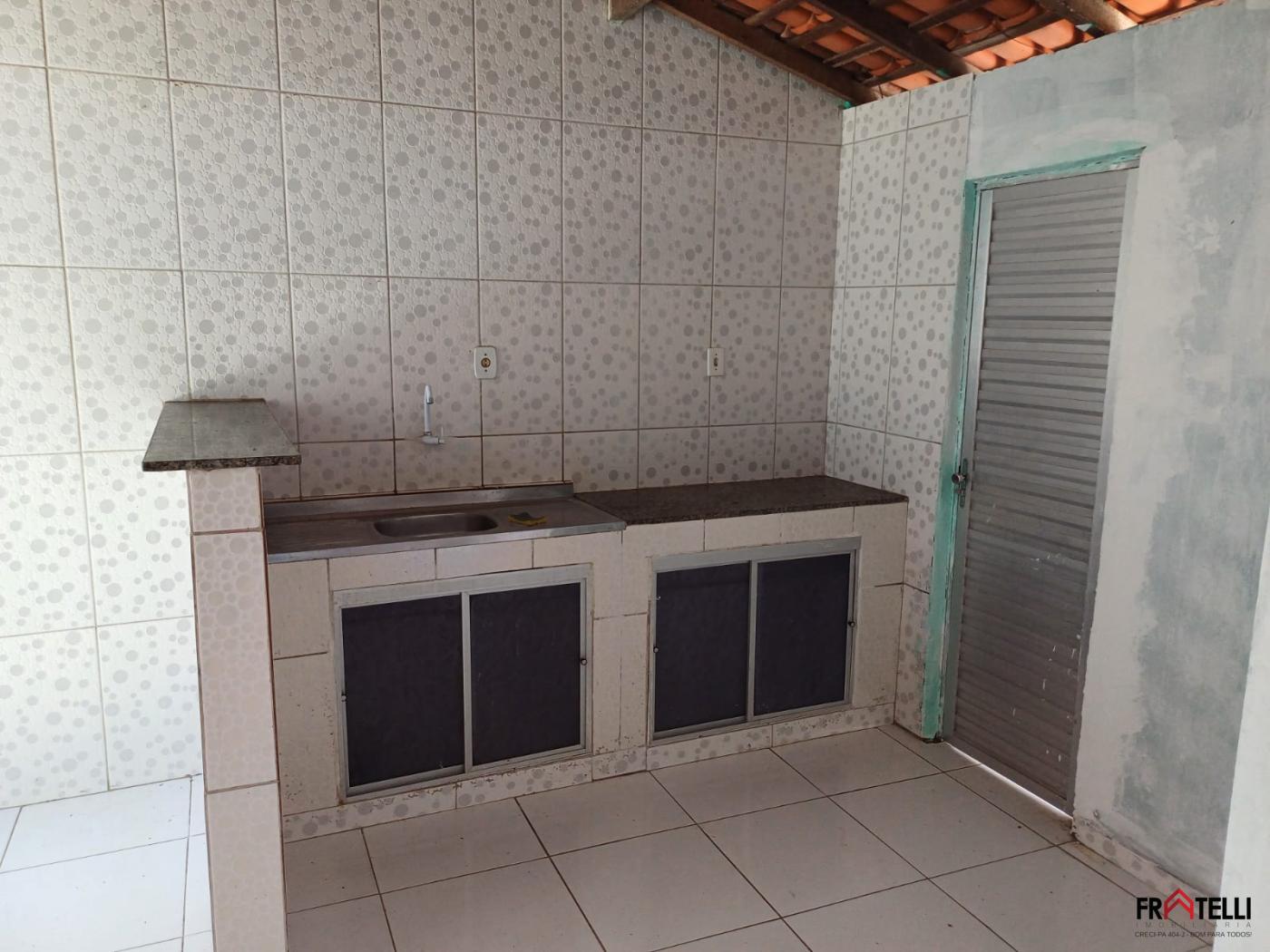 Casa à venda com 3 quartos, 200m² - Foto 12