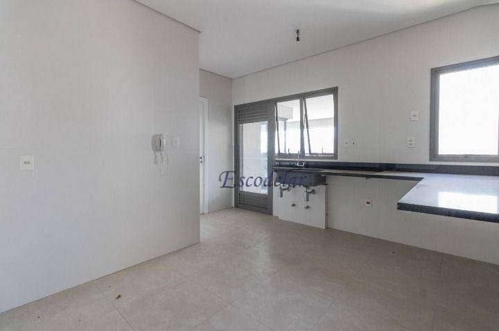 Apartamento à venda com 3 quartos, 192m² - Foto 16