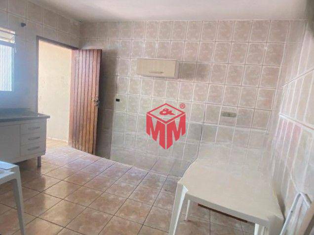 Sobrado à venda com 3 quartos, 236m² - Foto 35