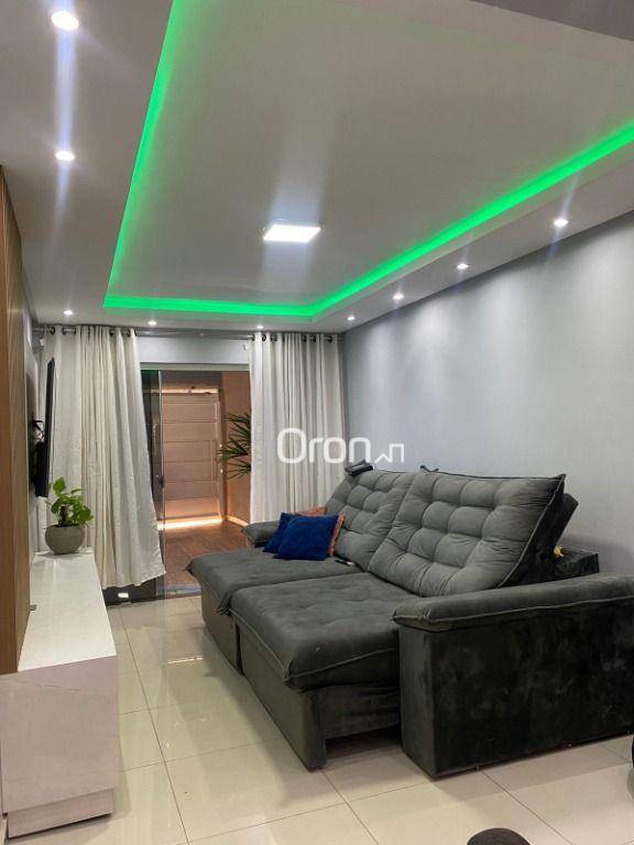 Casa à venda com 2 quartos, 127m² - Foto 3