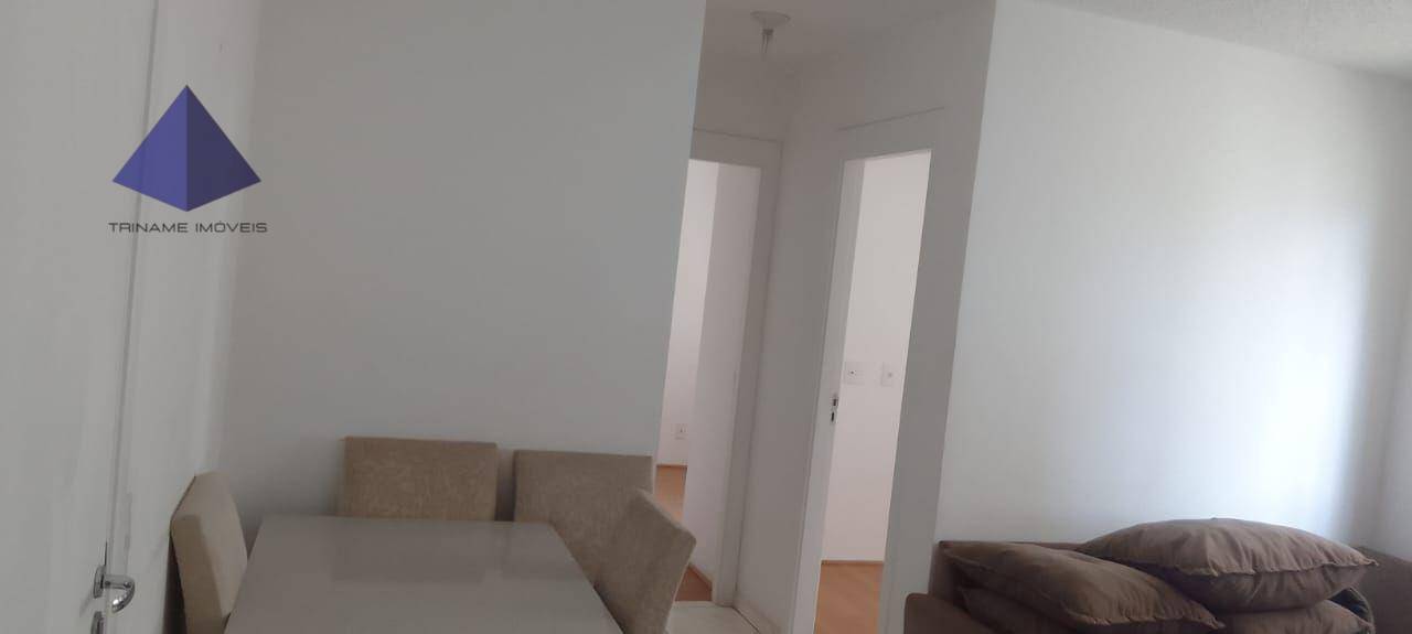 Apartamento à venda com 2 quartos, 42m² - Foto 2