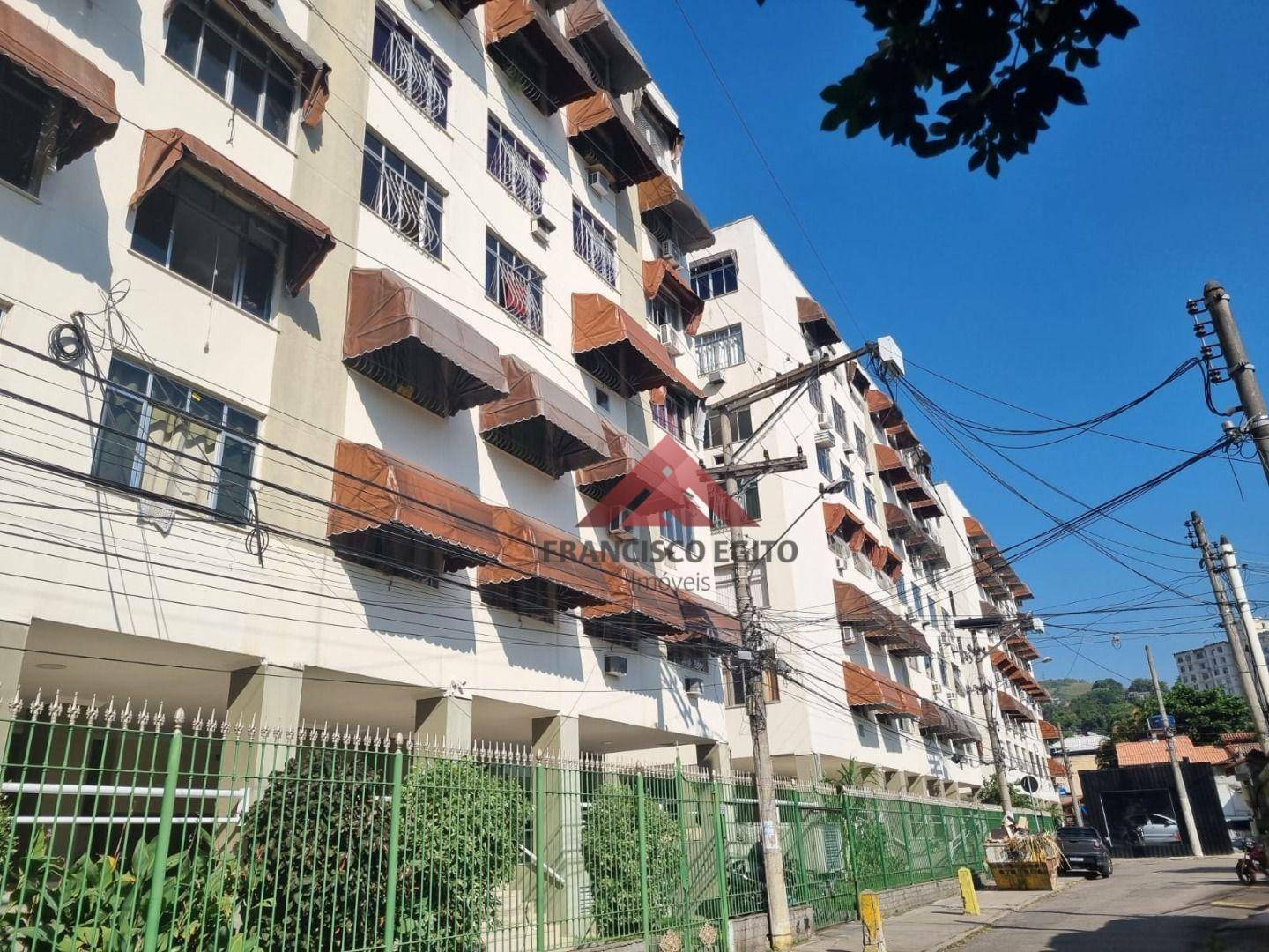 Apartamento à venda com 2 quartos, 65m² - Foto 1