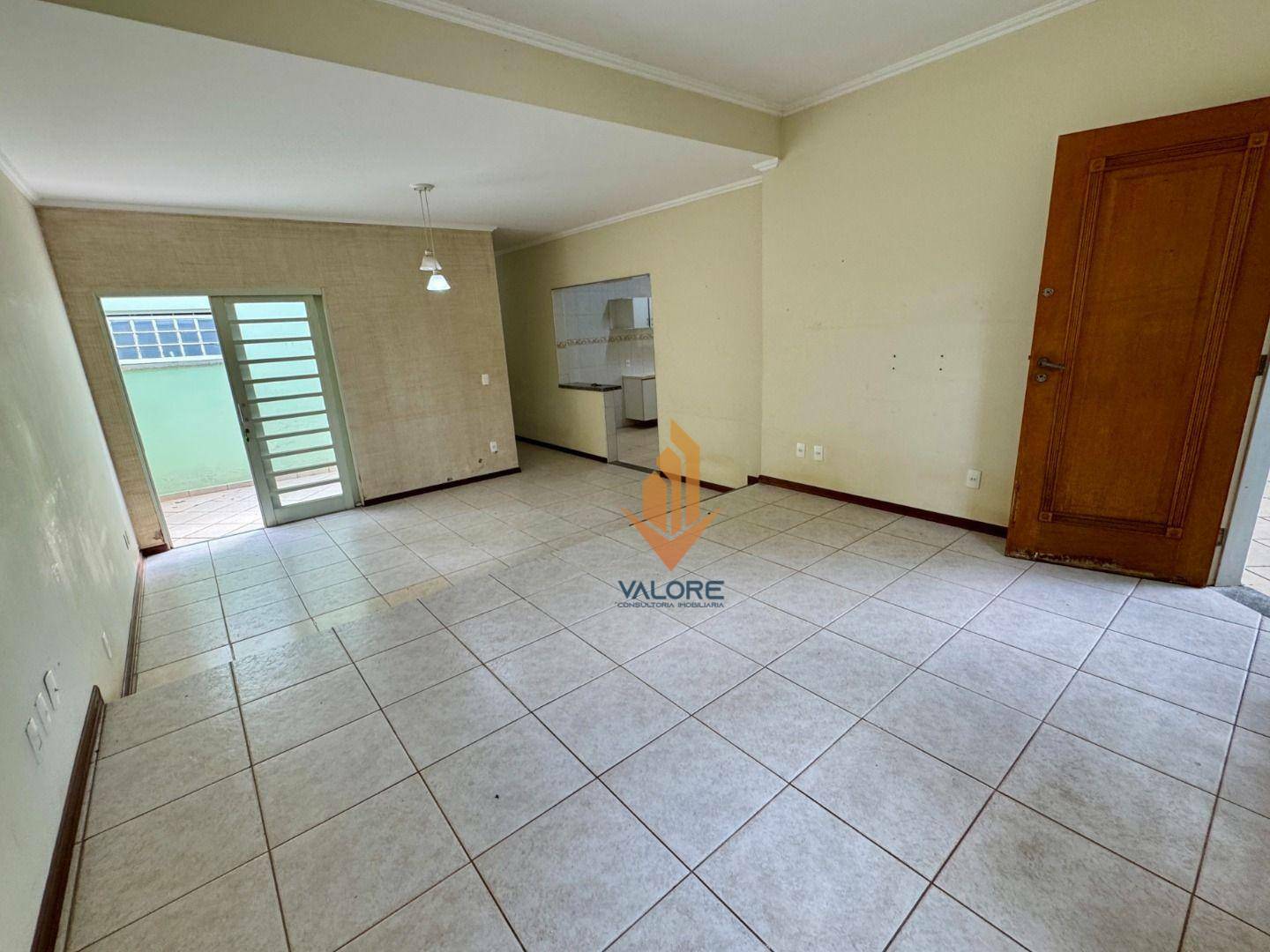 Casa à venda com 3 quartos, 169m² - Foto 6