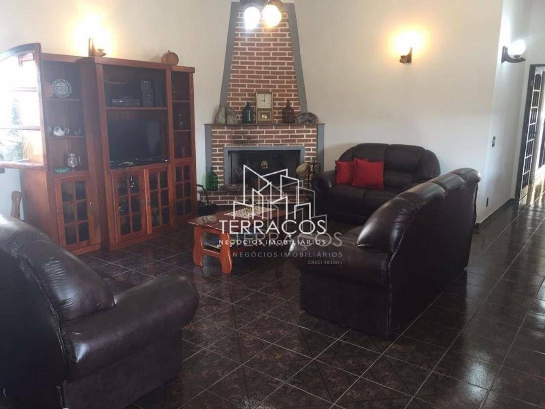 Casa de Condomínio à venda com 6 quartos, 550m² - Foto 1